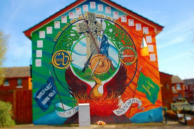 1 Hour Express Belfast Taxi/Cab Tour History, Murals, Troubles - Where the tour starts (and why the pickup matters)