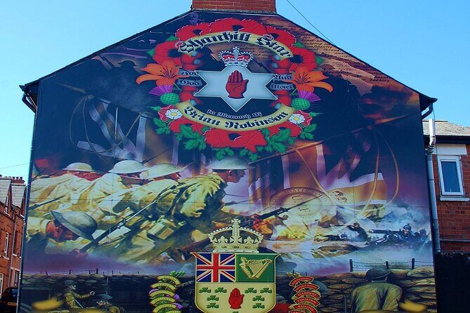 2 Hour Private Belfast Taxi Cab Tour of Troubles & Peace walls - Why a Black Taxi tour works so well for Belfast