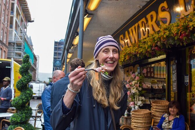 Belfast Centre Food Tour of 12+ Local Irish Dishes & Drinks - The guide factor: stories, pace, and why hearing can be tricky