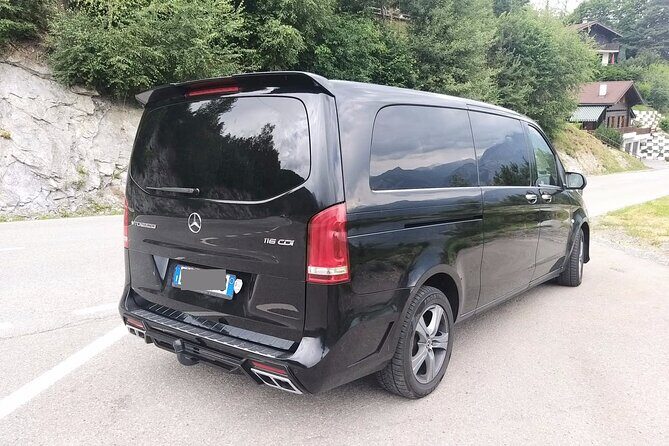 Belfast City Airport (BHD) to Belfast Accommodation - Arrival Private Transfer - Price and value: what $96.08 per person buys you
