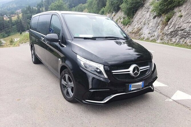 Belfast City Airport (BHD) to Belfast Accommodation - Arrival Private Transfer - Small details that make the ride feel “handled”