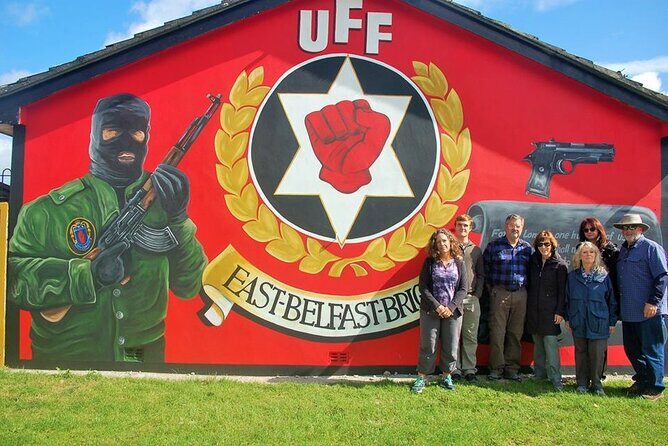 Belfast Famous Black Taxi Tour Political Murals & Peace Wall 2 Hr - Pickup in Belfast City Hall area: easy start, clear boundaries