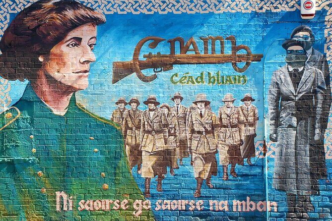 Belfast Famous Black Taxi Tour Political Murals & Peace Wall 2 Hr - Stop-by-stop: how the route builds the story of Belfast