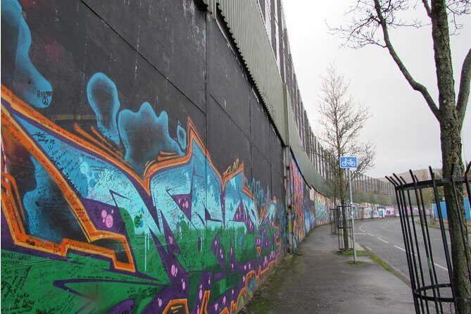 Belfast Murals Taxi Tour - Price and value: what $62.39 gets you in Belfast