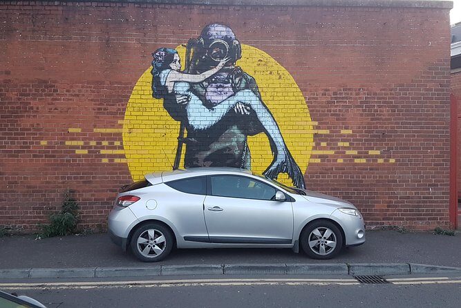 Belfast Music and Street Art Small Group Guided Experience - A fair warning: when the night doesn’t behave