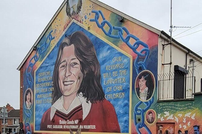 Belfast Political/history/troubles private taxi/cab tour - Getting On Board: Where Pickup Starts and How It Flows
