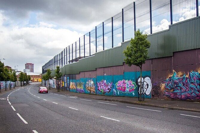 Belfast Political & Murals Tour - Pickup, Drop-Off, and the Belfast Timing Reality