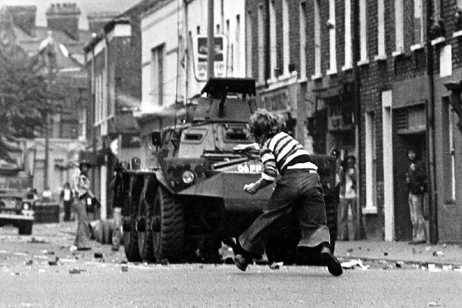 Belfast Political Tour-Conflicting Stories Walking Tour - Shankill Side (Loyalist) Stops: Murals, Gardens, And Multiple Bombing Memorials