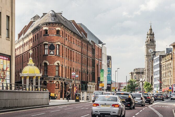 Belfast Private Walking Tour with a Local - A Flexible Belfast Walk With a Local Host