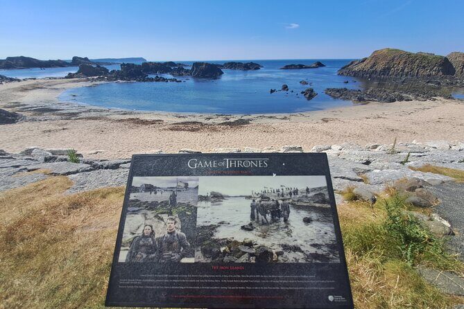 Belfast to Giant’s Causeway Scenic Coastal Tour - Meet Thomas and the private Belfast start