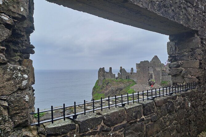 Belfast to Giant’s Causeway Scenic Coastal Tour - Giant’s Causeway Visitor Centre: give yourself real time