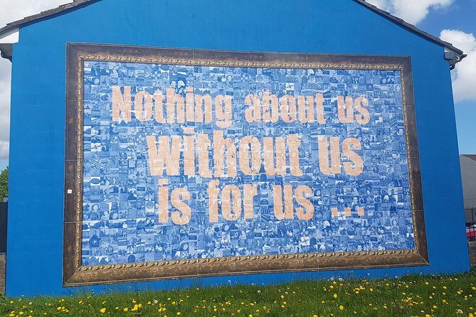 Belfast Troubles Murals Street Art and Peace Wall Walking Tour - The Peace Wall: a quick look with lasting impact