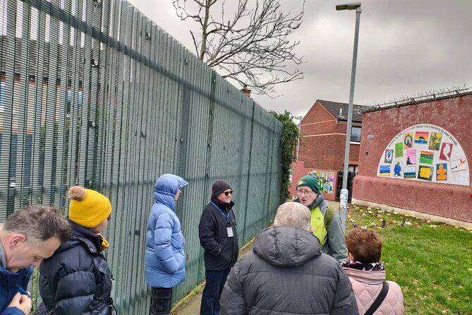 Belfast Troubles Tour: Walls and Bridges - First Presbyterian Church (1783): faith, shape, and freedom beyond stereotypes