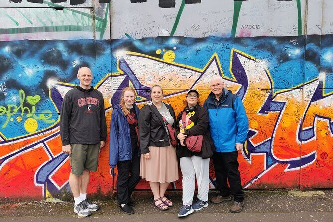 Belfast's Political Mural Taxi Tour - Stop 4: Shankill Road for Protestant, British, Unionist, Loyalist perspectives