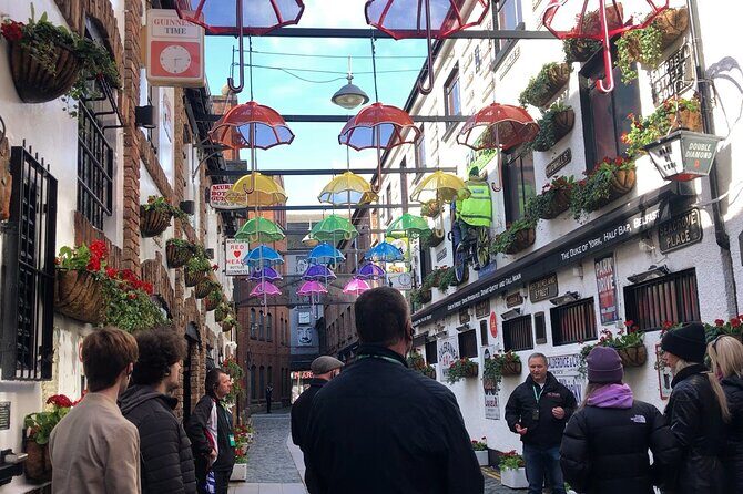 Best of Belfast Walking Tour - The Guide Factor: What Works Best (and How to Get It Right)