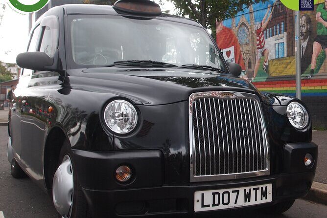 Black Taxi Mural "Tour Like A Local" - Key things you’ll notice on this Belfast taxi mural tour