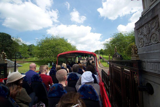 City Sightseeing Belfast Hop-On Hop-Off Bus Tour - Shankill memorial garden and Crumlin Road Gaol