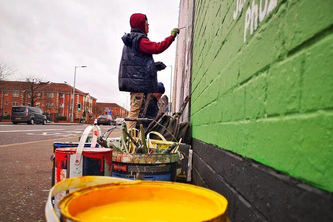 Famous 1.5 hour Belfast Murals Tour - What you’re really seeing on a Belfast Murals Tour
