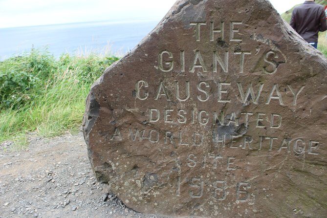 Game of Thrones and Giant's Causeway Day Tour from Belfast - Dunluce Castle: quick photos at a show-used exterior