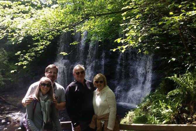 Giants causeway and Glens of Antrim day trip - Carrick-a-Rede Rope Bridge: the big wow, plus the 98-foot drop