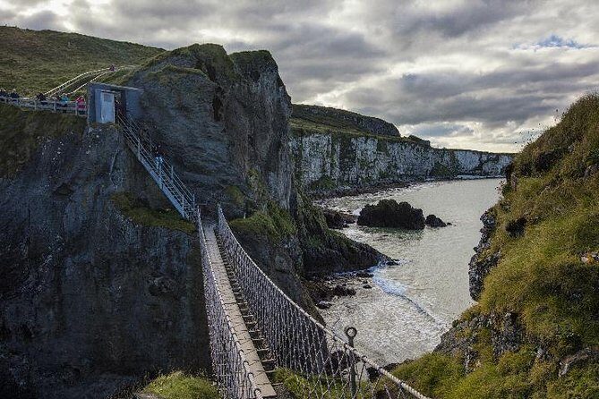 Giant’s Causeway and Titanic Experience from Belfast Port - Carrick-a-Rede viewpoint: spectacular views without the rope bridge