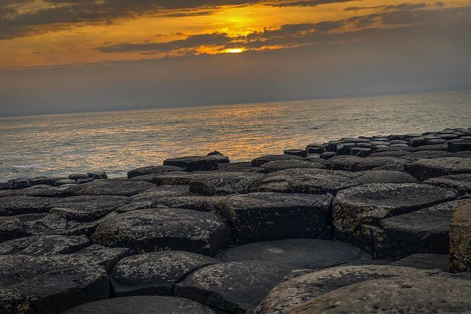 Giants Causeway Tour from Belfast + FREE Belfast Mural Tour - Bushmills Distillery: a brief taste of the region (not a long detour)