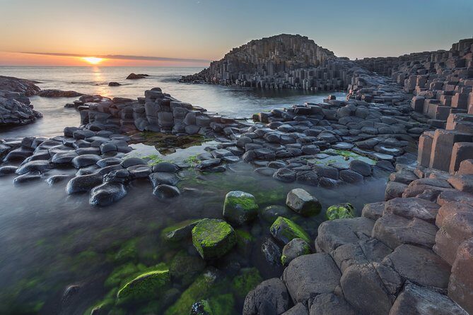 Guided Day Tour: Giant's Causeway from Belfast - Bushmills Distillery: a short stop that still gives you options