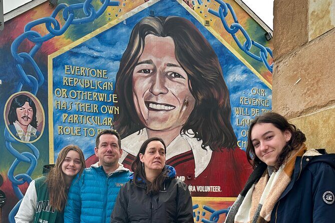History of Belfast conflict and terror 1 hour black taxi tour - Shankill Road and the Loyalist murals of British rule