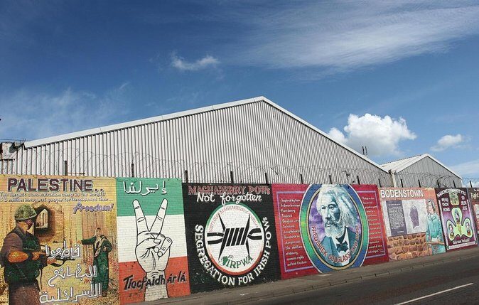 Iconic Belfast Black Cab Tour - Key highlights at a glance