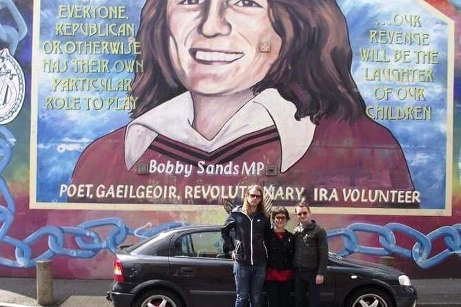 Official World Famous Belfast Taxi Tour ™ - The route: murals, Peace Walls, and memorial sites (stop by stop)