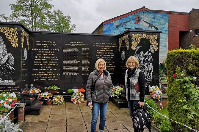 Official World Famous Belfast Taxi Tour ™ - So should you book it?