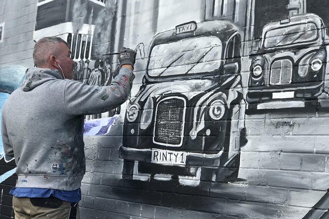 Original Drivers Belfast Taxi/Cab Tour 2 hour private adventure - Why Belfast’s black cab route works better than a hop-on plan