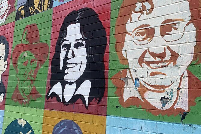 Original Drivers Belfast Taxi/Cab Tour 2 hour private adventure - The Peace Wall: quotes, history, and why 50+ years still matters