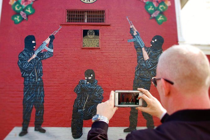 Original Private Belfast Troubles and Peace Cab/Taxi Tour 2 Hours - Price and value: what you’re paying for