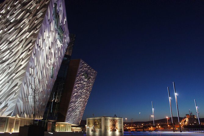 Private Departure Transfer: Hotel to Belfast Airport - Private, One-Way Transfer From Your Belfast Hotel to Belfast Airport