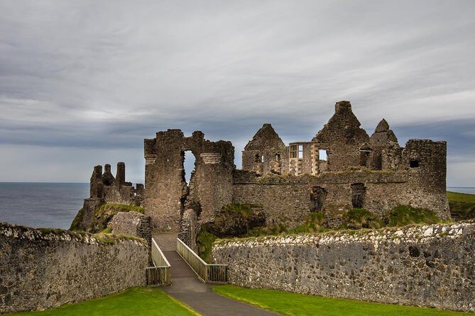 Private Giants Causeway and Antrim Coast Tour - Ballintoy Harbour and White Park Bay: Game of Thrones shorelines