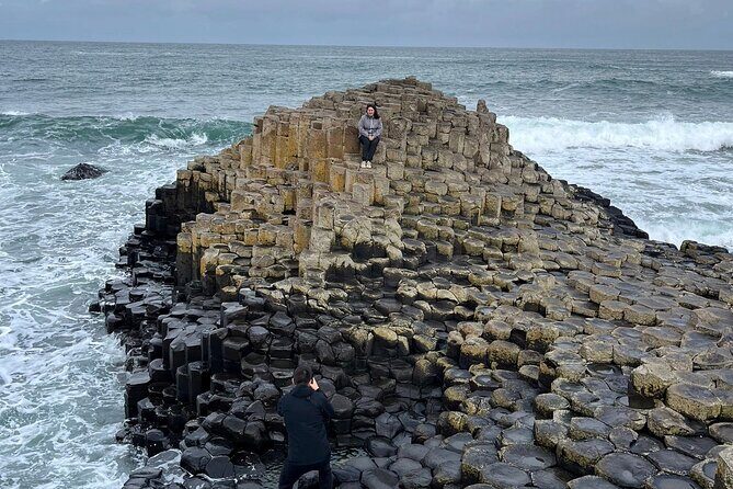 Private Giant's Causeway Tour including Game of Thrones Sites - Dunluce Castle ruins: the quick-photo medieval moment