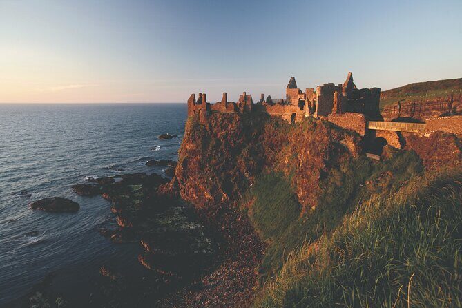 Private Giants Causeway Tour Tour For Up to 15 People - Portaneevy View Point and the Carrick-a-Rede Rope Bridge Area