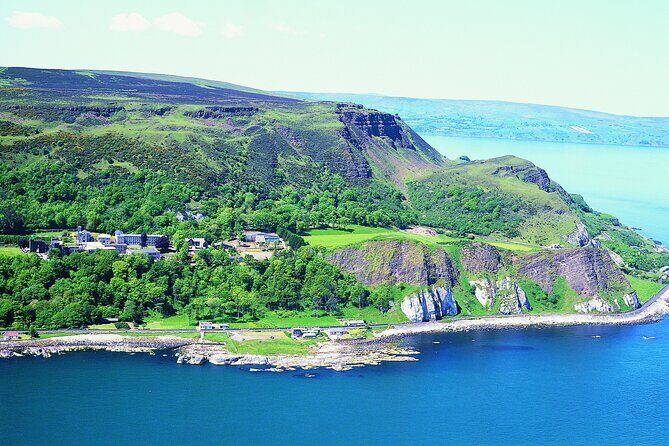 Private Giants Causeway Tour Tour For Up to 15 People - Giant’s Causeway: Basalt Columns From an Ancient Volcanic Fissure