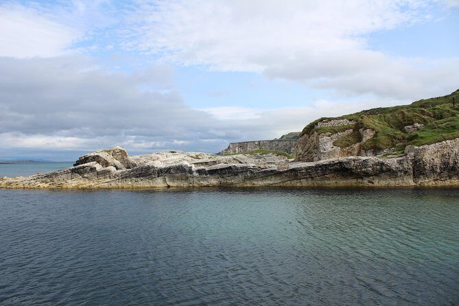 Small Group Giant's Causeway Day Tour from Belfast - White Park Bay: beach air and a reset