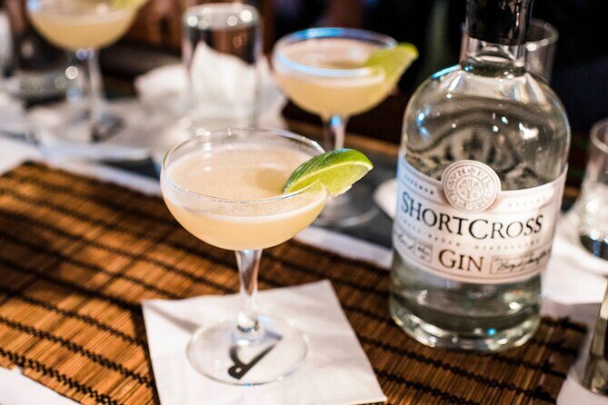Taste & Tour: Guided Gin Tour in Belfast - Group Size and the Walk Pace: Small Group Helps