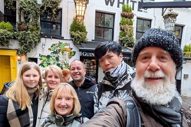 The Real Story of Belfast walking tour with a local guide - Key things that make this Belfast tour worth your time