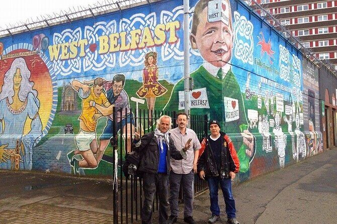 The Troubles and iconic award winning taxi 2hr private cab tour - Logistics that actually matter: pickup, timing, and tickets
